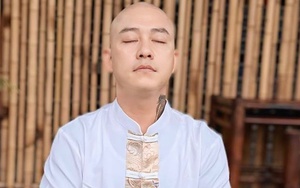 Ca sĩ Tuấn Hưng xuống tóc quy y