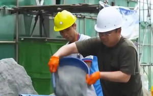 Doanh nhân nghìn tỷ tự tin đến công trường làm công nhân nhưng ngày đầu đã suýt bị đuổi việc: “Chưa thấy ai kém như anh”