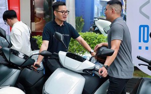 "Vua" xe máy xăng tung chiêu bài mới với xe điện, từng mạnh miệng tuyên bố khai tử "gà đẻ trứng vàng"