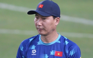 HLV Kim Sang-sik hé lộ thủ thuật đặc biệt, lên tiếng về chai nước gây tranh cãi của U23 Việt Nam