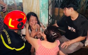 Giải cứu 5 người mắc kẹt trong căn nhà bốc cháy lúc nửa đêm