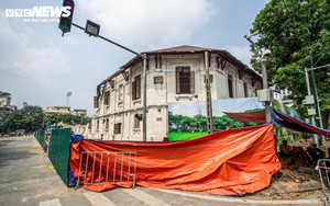 Phá dỡ tòa nhà Pháp cổ 4 mặt tiền, mở rộng đường Hùng Vương phục vụ đại lễ 2/9