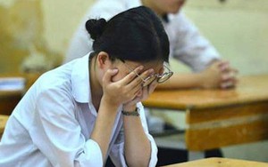 Nữ sinh học giỏi đau đầu dữ dội trong giờ thi đại học, viết 2 chữ vào bài thi rồi làm tiếp: Đến lúc biết điểm cả nhà bật khóc