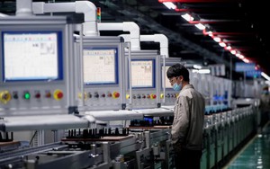 Nền kinh tế lớn thứ 2 thế giới nhận tin buồn: Chuyên gia dự báo sẽ mất trắng gần nửa nghìn tỷ đô nếu không làm điều này trước ngày 12/8