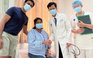 Nữ du khách người Úc khen ngợi hết lời khi được bác sĩ ở Cần Thơ cứu sống