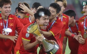 Vừa vô địch Đông Nam Á, người hùng U23 Việt Nam nhận ngay hợp đồng hậu hĩnh từ đội bóng dự Cúp C2