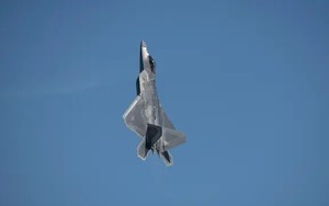 Tiêm kích tàng hình F-22 sắp trở thành 'tổng chỉ huy' trên bầu trời