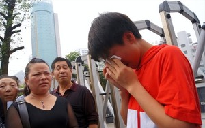 Nam sinh được nhận vào đại học danh tiếng, gia đình nộp 3 tỷ đồng nhập học, hơn 1 năm sau nhà trường thông báo: Em chưa từng đỗ vào đây