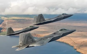 Mỹ biến F-22 thành ‘máy bay chỉ huy không chiến’