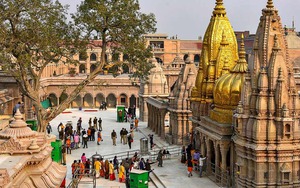 Một nhà hảo tâm hiến tặng chính quyền 60 kg vàng để trùng tu ngôi đền cổ linh thiêng