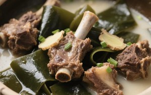 Nhà có người trung niên và cao tuổi cứ ăn món này thì chẳng lo loãng xương, chuột rút nữa!