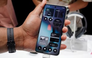 Chuyên gia review: "Tôi đã tìm được mẫu điện thoại làm được những điều mà ngay cả Samsung cũng không thể"