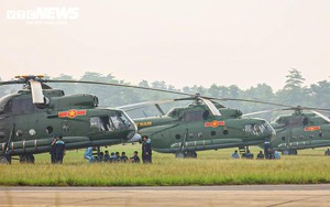 Phi đội trực thăng Mi-8, Mi-17 rèn đội hình trên không, sẵn sàng cho đại lễ 2/9