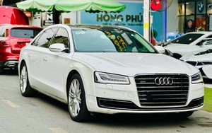 Rao Audi A8L 2017 giá 1,3 tỷ đồng, người bán chia sẻ: 5 tỷ không mua, giờ cũng không mua thì sao biết được 'trùm cuối Audi' đỉnh cỡ nào