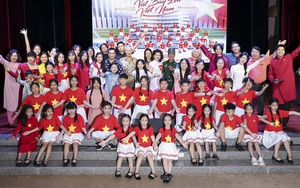 50 giọng hát nhí hòa ca "Vút bay lên Việt Nam"