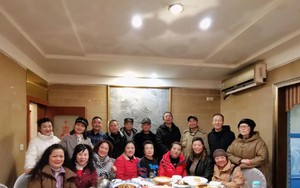 Người đàn ông mở tiệc mời bạn bè đến họp lớp sau 20 năm, hóa đơn 182 triệu đồng: Khi về bị loại khỏi nhóm chat, mọi người không ai muốn gặp lại