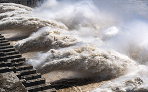 Dùng công nghệ cao xây siêu đập gần 4.400 tỷ đồng ở nơi có độ dốc gần 2km, 'khủng' gấp 3 lần đập Tam Hiệp: Trung Quốc đang phải đánh đổi những gì?