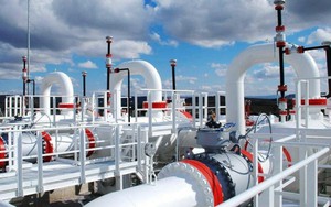 Quốc gia ứng viên EU suốt 26 năm vừa nói không với kế hoạch loại bỏ khí đốt Nga, nung nấu ý định thành cửa ngõ cho năng lượng Moscow vào châu Âu