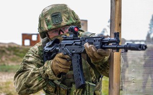 Rostec: AK-12 chứng minh độ chính xác của súng bắn tỉa