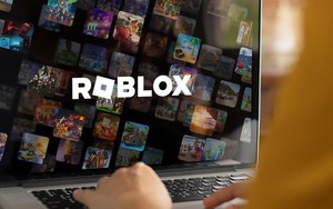 Bé gái 10 tuổi bị bạn trong game dụ dỗ rồi bắt cóc, gia đình đâm đơn kiện Roblox và Discord