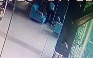 Điều tra vụ người phụ nữ 60 tuổi bị đánh ở chung cư TP HCM