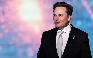 Tỷ phú Elon Musk bị bạn gái cũ hé lộ lối sống siêu tiết kiệm: Ngủ nệm rách, ăn bơ đậu phộng 8 ngày liền