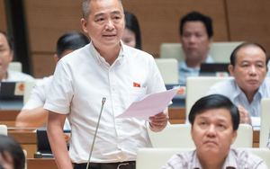 Giám đốc BV Đại học Y Hà Nội đề xuất với Chủ tịch FPT Trương Gia Bình triển khai dự án đặt máy sốc điện tim nơi công cộng để hỗ trợ cấp cứu