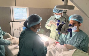 Người dân khó khăn tại TP HCM xúc động khi được mổ mắt miễn phí