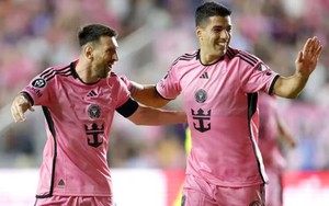 Luis Suarez muốn giải nghệ cùng lúc với Lionel Messi