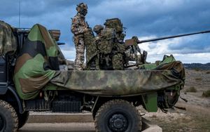 Pháo Thế chiến 2 biến thành bệ săn drone