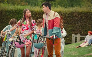 Xem phim "Sex Education", tôi nhận ra yêu kiểu này thật sai lầm: Tưởng sẽ hạnh phúc, ai dè chỉ có khổ đau