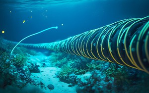 Chiêm ngưỡng siêu tàu mang "Đại mãng xà" 725 km xuống biển sâu: Kỳ quan phục vụ dự án 3,2 tỷ USD