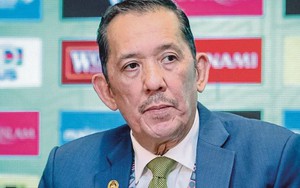 Rộ tin Chủ tịch LĐBĐ Malaysia có nguy cơ mất chức vì chuyện nhập tịch