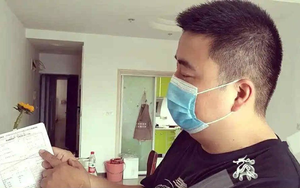 Mang hơn 4 tỷ đồng tiền đền bù đất đi gửi tiết kiệm với lãi suất hơn 8%, 1 năm sau đến rút thì được thông báo: "Chúng tôi chưa từng triển khai gói tiền gửi trên"