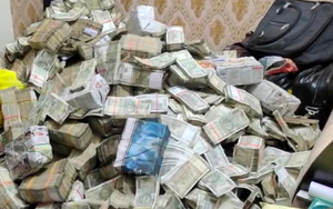 Đột kích nhà riêng của kỹ sư thuỷ lợi lương 3 triệu/tháng, tịch thu 7 căn nhà, 19 mảnh đất cùng số vàng, trang sức trị giá 170 tỷ đồng