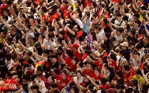 Hà Nội lúc này, đông kỷ lục!