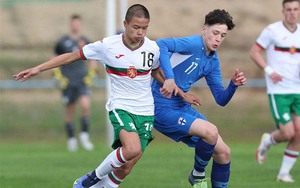 HLV Kim Sang-sik gọi tiền vệ Việt kiều châu Âu, chốt quân số lên tuyển dự giải châu Á