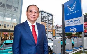 Bộ Công Thương đề xuất 2 phương án giá bán lẻ điện cho sạc xe, tác động thế nào đến các trụ sạc của VinFast?