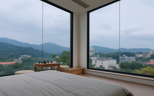 Lỗi đại kỵ phong thủy nhiều gia đình Việt mắc phải khi lắp cửa kính sát đất