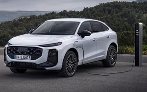 Audi Q3 Sportback 2026 ra mắt: Màn lớn hơn, mạnh tới 268 mã lực, có bản chạy được 117km không cần xăng