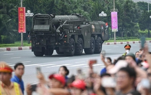 Cận cảnh dàn khí tài quân sự về Quảng trường Ba Đình