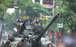 Mãn nhãn với dàn xe tăng, thiết giáp tham gia sơ duyệt diễu binh