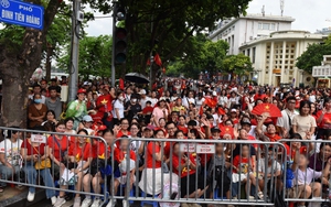 Cách đăng ký chỗ ở miễn phí cho 1.200 người đi xem diễu binh, diễu hành A80