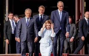 Nước giáp ranh Ukraine giằng co giữa giấc mơ EU và ‘cái bóng’ Nga: Lãnh đạo châu Âu đồng loạt xuất hiện