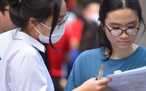 Mùa tuyển sinh lạ chưa từng có: Xét tuyển như canh bạc, thí sinh đỗ trượt mập mờ