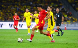 Tuyển Việt Nam gặp mối lo từ Malaysia, HLV Kim Sang-sik có thêm bài toán nan giải