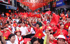 Hà Nội, Đà Nẵng, Hà Tĩnh đã bắt đầu tặng 100.000 đồng Tết Độc lập: Người dân rất phấn khởi!