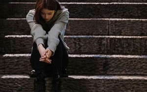 Đuổi cổ con gái ra khỏi nhà từ năm 18 tuổi, đến khi về già, bố lại muốn tôi về báo hiếu cho cả dì ghẻ lẫn đứa con "vô dụng" của bà ta