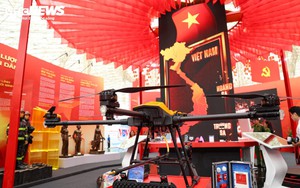 Cận cảnh dàn UAV, robot hiện đại của Bộ Công an tại Triển lãm thành tựu đất nước