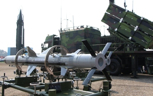 Tổ hợp tên lửa Trường Sơn "Made by Vietnam" tham gia diễu binh 2/9: Tốc độ bay cận âm, tầm quét 200km